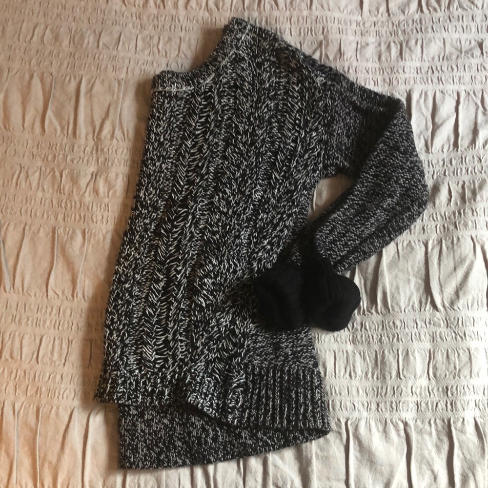 American Eagle Knitted Sweater